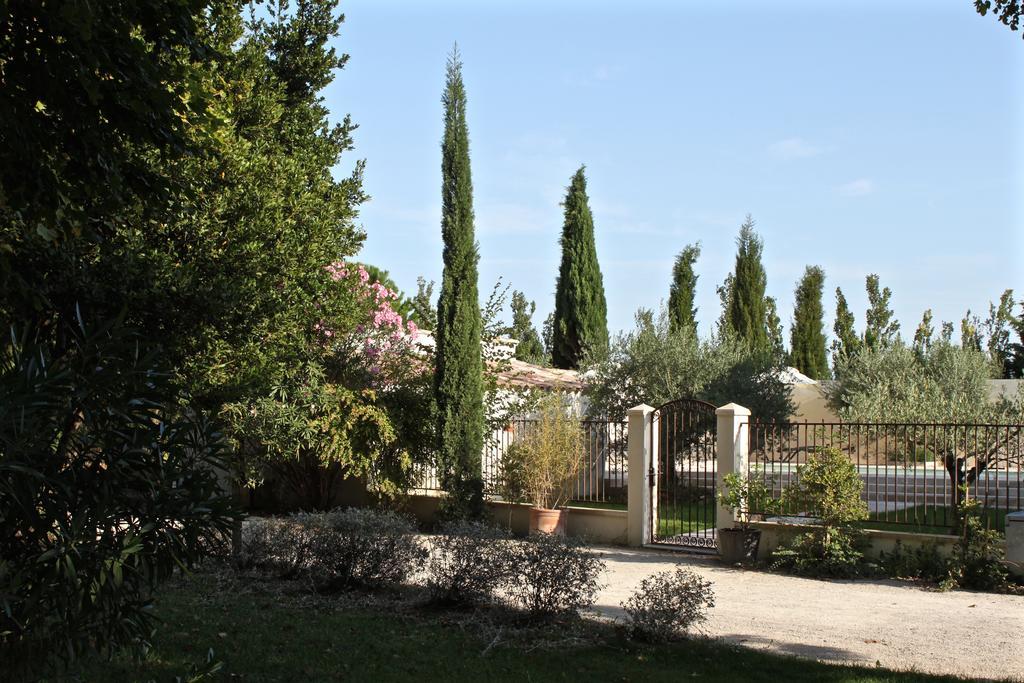 Domaine De Fontbelle Bed & Breakfast Graveson Ngoại thất bức ảnh