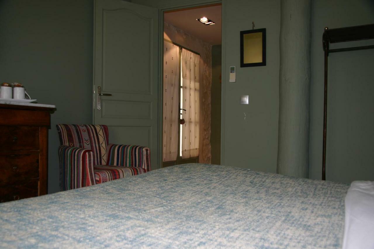 Domaine De Fontbelle Bed & Breakfast Graveson Ngoại thất bức ảnh